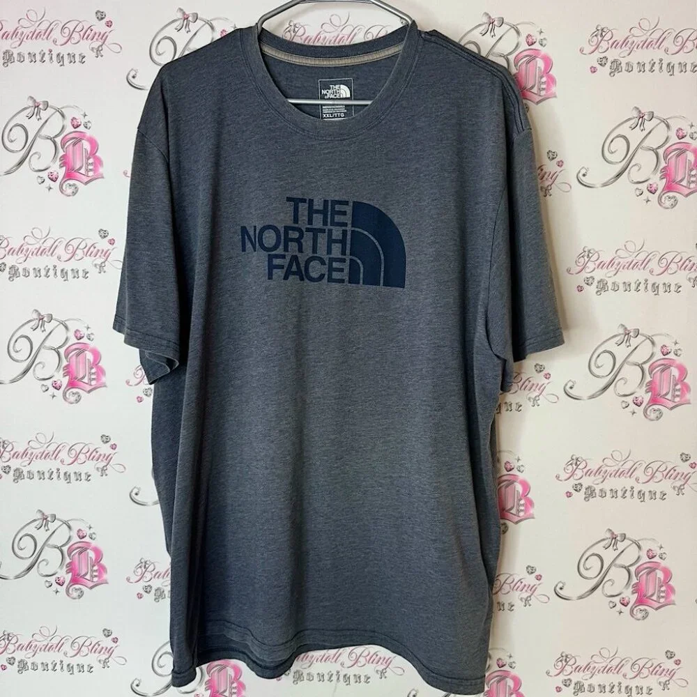 The North Face Men's Gray T-Shirt blue logo comfy lightweight tee top graphic